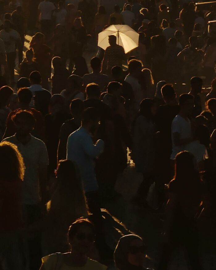 Photographer Takes To The Streets Capturing Unlikely Coincidences