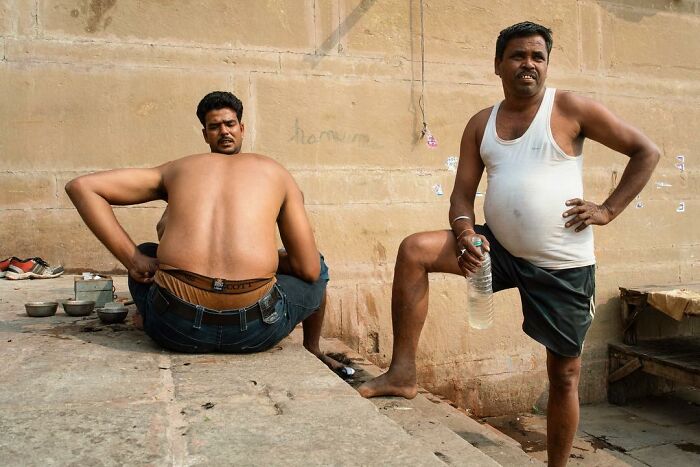 Photographer Takes To The Streets Capturing Unlikely Coincidences