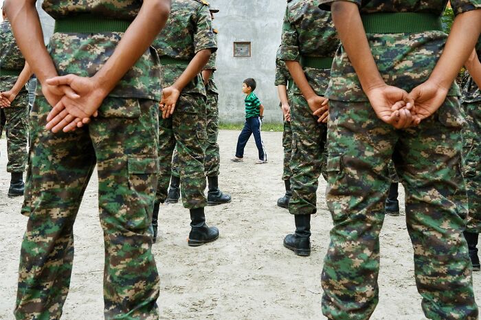 Photographer Takes To The Streets Capturing Unlikely Coincidences