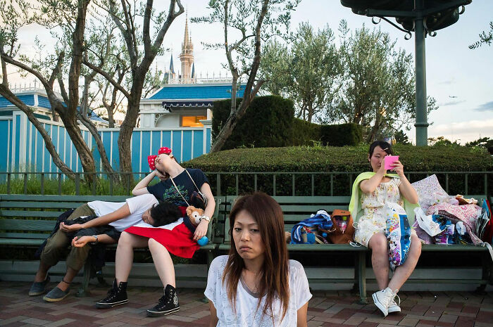 Photographer Takes To The Streets Capturing Unlikely Coincidences