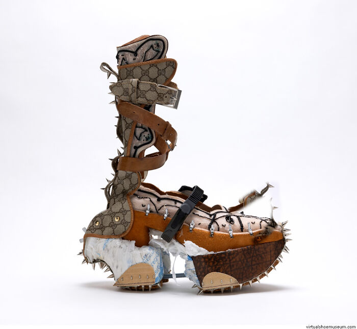 Button Boot-Brussel By Rémi Vergnanini