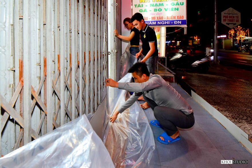 I Documented People Racing Against Time Before Typhoon Noul Hit Da Nang City In Vietnam