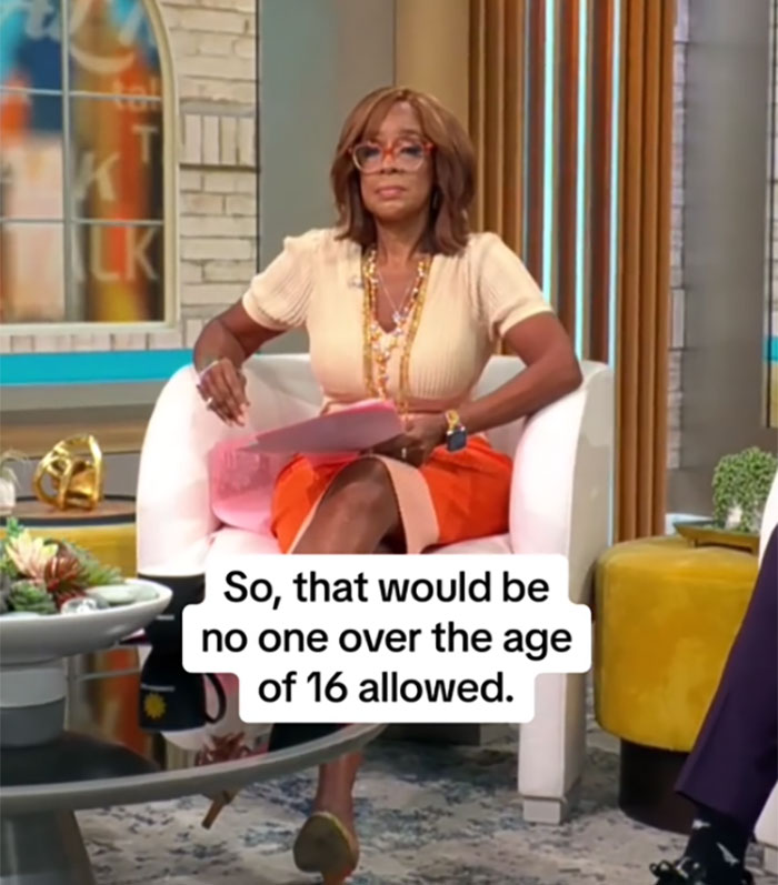 “What A Sad World We Live In”: The Internet Reacts To Airline Introducing A Child-Free Plane Section “What A Sad World We Live In”: The Internet Reacts To Airline Introducing A Child-Free Plane Section