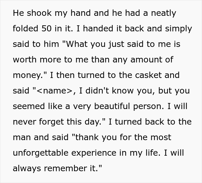 Internet Collectively In Tears After Driver Shares Touching Story Of Delivering Food To A Funeral Internet Collectively In Tears After Driver Shares Touching Story Of Delivering Food To A Funeral