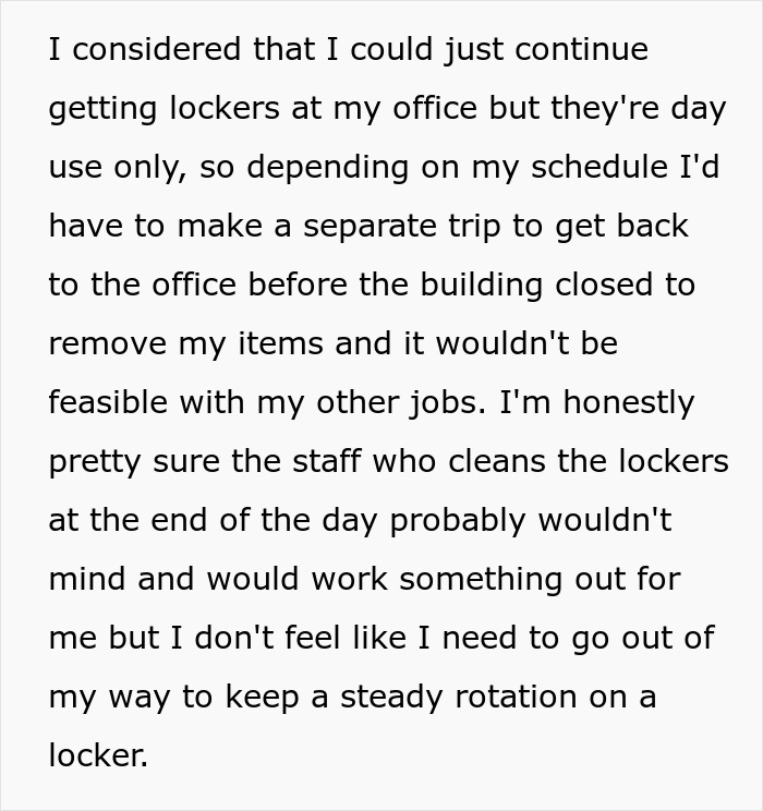 Woman Makes Sure The New Purse Check Rule At Work Makes Her Boss Very Uncomfortable