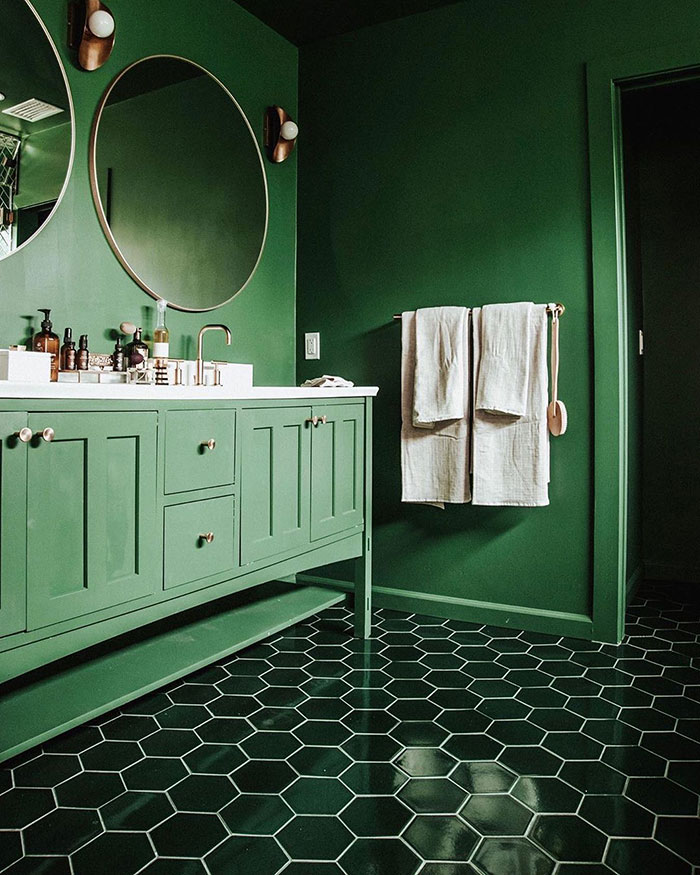 Monochromatic Green Bathroom Design Monochromatic Green Bathroom Design