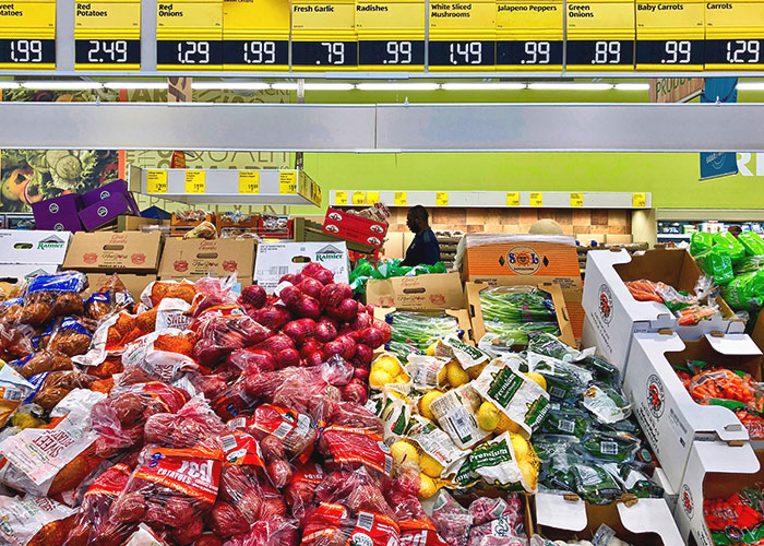 “Foil Over Your Windows”: 30 Of The Best ‘Poor People’ Life Hacks