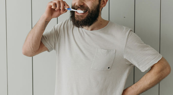 Woman Gives Up On BF Because Of His Hygiene, Finds Out He’s Sleeping With Her Friend To “Cleanse” Himself