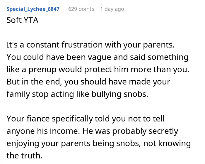 Family rejects daughter&rsquo;s fianc&eacute; causing tension before she reveals his earnings to end the conflict.