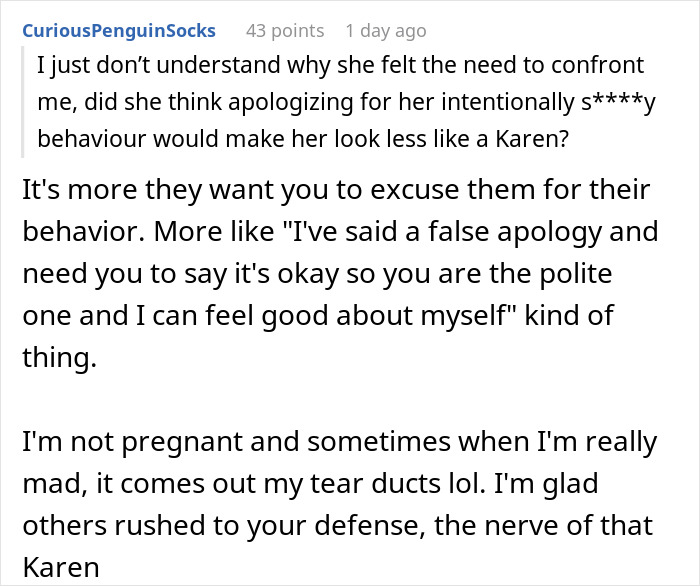 Folks Jump In To Protect Pregnant Woman Who&rsquo;s Aggressively Confronted By An Elderly Karen