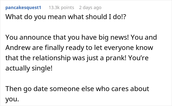 Guy 'Pranks' His GF Of 5 Years With A Fake Proposal, Cries When She Dumps Him Guy 'Pranks' His GF Of 5 Years With A Fake Proposal, Cries When She Dumps Him