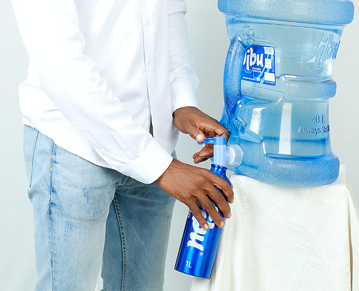 Boss Demands A Doctor’s Note To Allow This Cashier To Drink At The Register, Doc Doesn’t Hold Back Boss Demands A Doctor’s Note To Allow This Cashier To Drink At The Register, Doc Doesn’t Hold Back