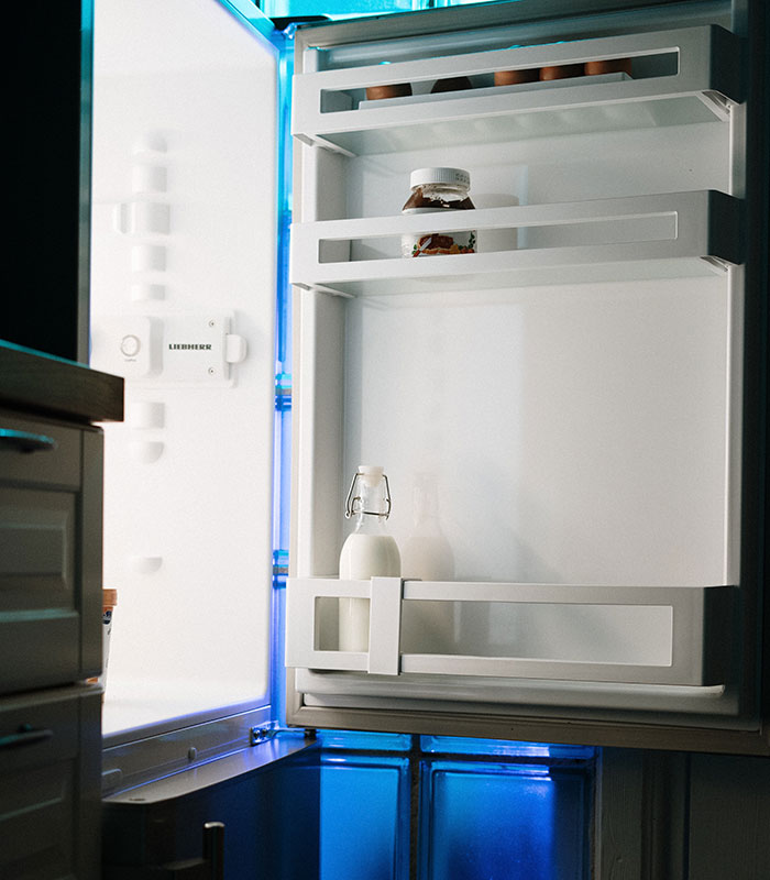 “There Was A Legal Age For Caffeine”: 50 Hilariously Silly Things People Believed To Be True