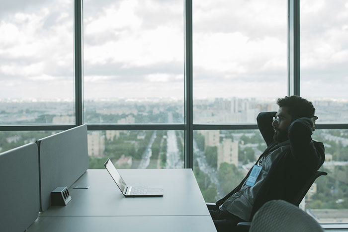 30 Entitled Bosses And Coworkers Who Were Humbled In The Most Satisfying Ways