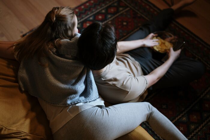 “Our Friendship Was Only Worth 25 Dollars”: 35 People Who Cut Ties With Their Friends