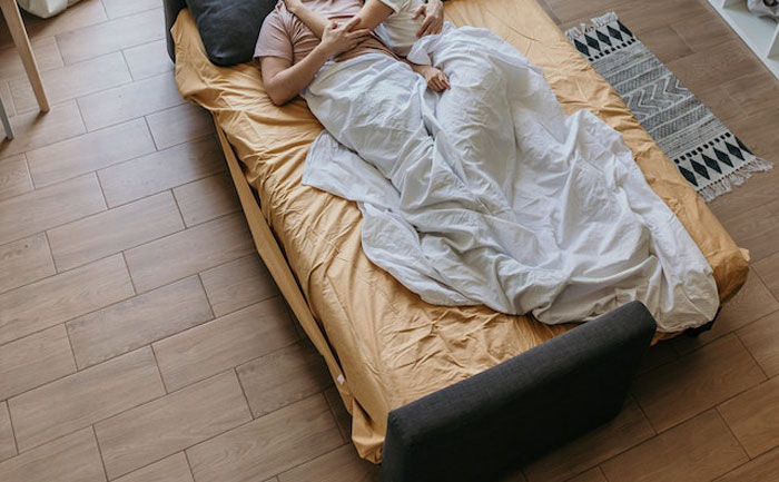 &ldquo;Girl, What?&rdquo;: The Internet Gives This Woman A Reality Check After She Gets Suspicious Of Her BF