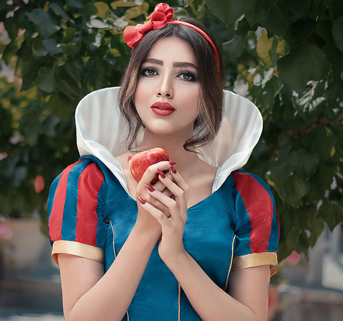 Woman wearing Snow White costume