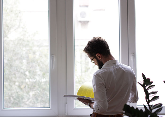 People Are Opening Up About Their Coworkers From Hell, And These 40 Stories Are Horrifying