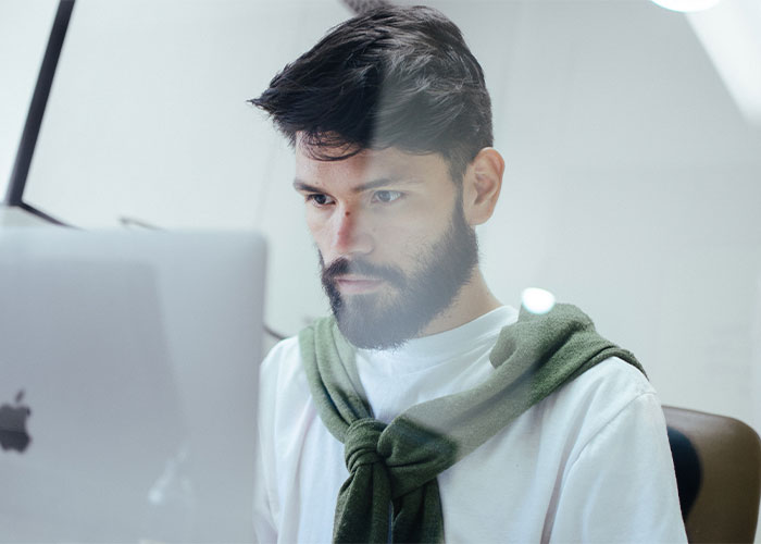 People Are Opening Up About Their Coworkers From Hell, And These 40 Stories Are Horrifying