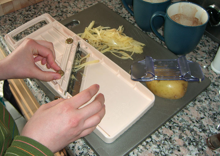 30 Unnecessary But Life-Changing Kitchen Tools These People Adore