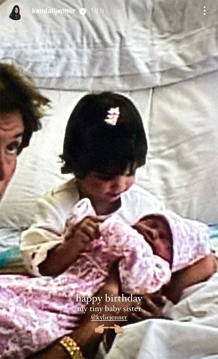 Kylie Jenner Is Unrecognizable In Photos From Childhood On Her 26th Bday