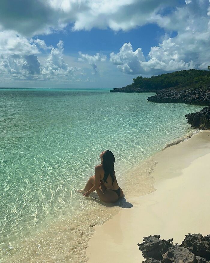 Kylie Jenner Is Unrecognizable In Photos From Childhood On Her 26th Bday