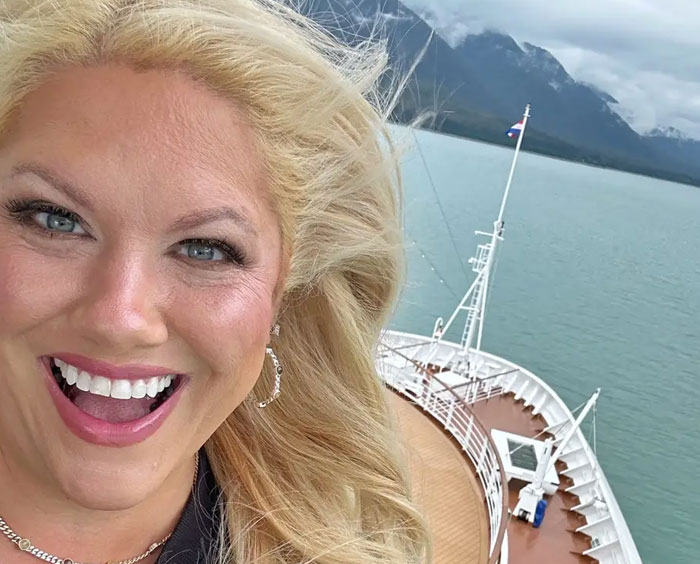 Woman Who Lives On Cruise Ships For $0 Speaks Out About Drawbacks And Perks