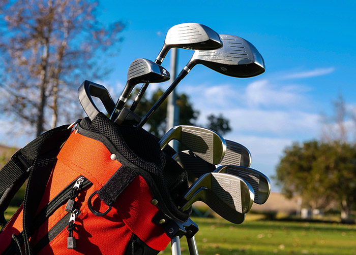 “It’s An Easy $500”: 30 People Reveal Side Hustles That Help Them Get By