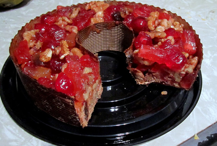 “It’s An Easy $500”: 30 People Reveal Side Hustles That Help Them Get By