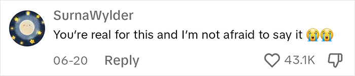 People Applaud Man For Paying His College Tuition After Selling Taylor Swift Tickets For $14K