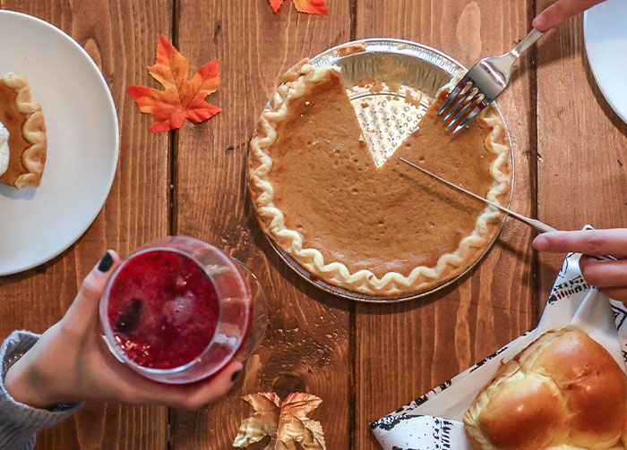 Boss Tells Woman To Keep Baking Pies Until She Arrives, Underestimates Her Efficiency