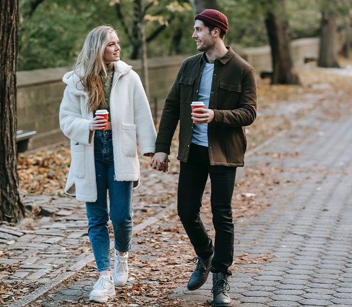 People Who Had A Deal To Get Married To Their Friends If They Were Single By 30 Share What Happened