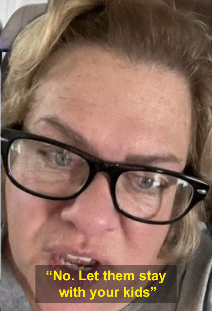 Mom Leaves Her 2 Kids With A Stranger Because She Won’t Switch Seats, She Realizes Mistake Mom Leaves Her 2 Kids With A Stranger Because She Won’t Switch Seats, She Realizes Mistake