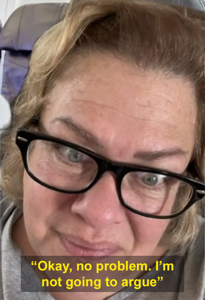 Mom Leaves Her 2 Kids With A Stranger Because She Won’t Switch Seats, She Realizes Mistake Mom Leaves Her 2 Kids With A Stranger Because She Won’t Switch Seats, She Realizes Mistake