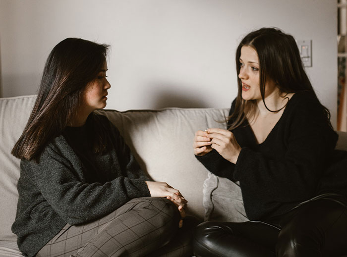 &ldquo;We Don&rsquo;t Owe Her A Family&rdquo;: Woman Is Rejected After Inviting Herself To Fianc&eacute;&rsquo;s Family Trip