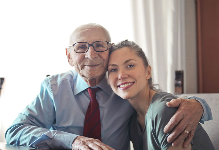 30 People Share Social Norms That They Find Weird, Make A Lot Of Hilariously Valid Points