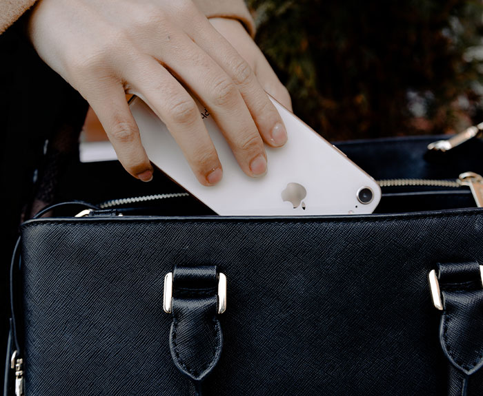 30 People Share Social Norms That They Find Weird, Make A Lot Of Hilariously Valid Points