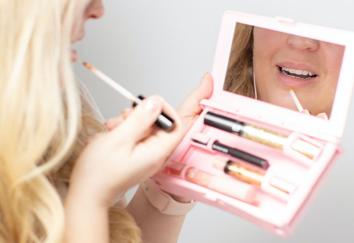 30 People Share Social Norms That They Find Weird, Make A Lot Of Hilariously Valid Points