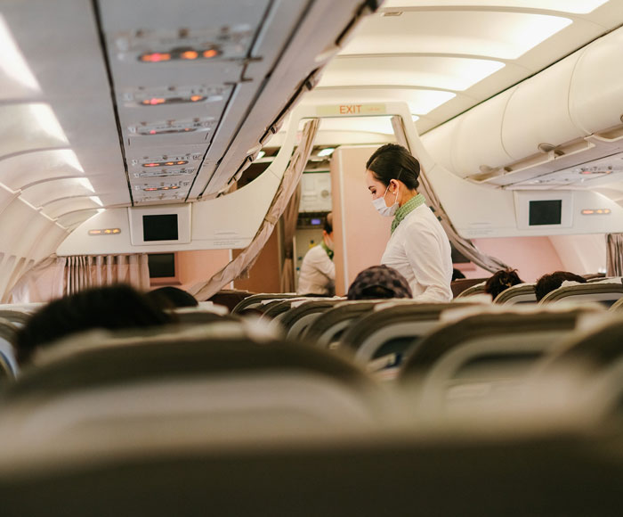 Airline Apologizes To Woman After They “Left No Choice” For Her But Buy Every Bag Of Nuts On Flight Airline Apologizes To Woman After They “Left No Choice” For Her But Buy Every Bag Of Nuts On Flight