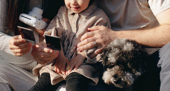 New Mom Wants To Pay Grandparents For Baby Duty While She&rsquo;s At Work, Shocks Friends