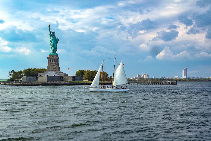 Never The Same: 45 Of The Darkest Family Secrets These People Found Out