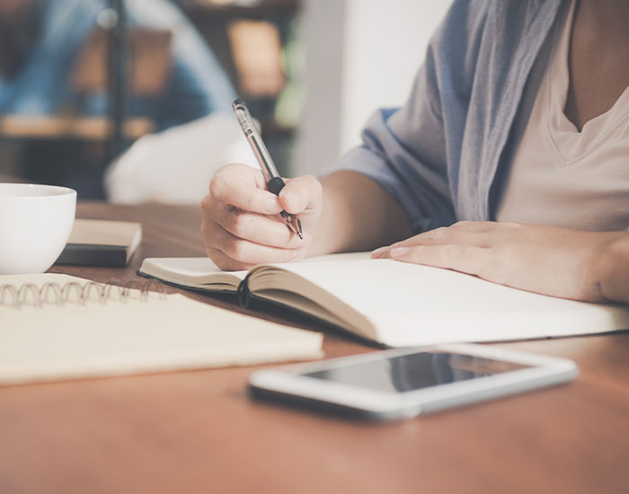 "It's About Not Going Mental": 30 People Share How Much Work They Actually Do At Their Office Job