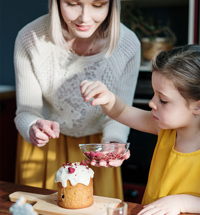 “That Was Gutsy”: 30 Old People Share What Life Was Like For Their Grandparents