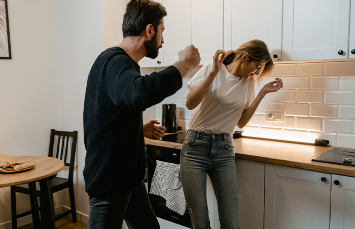 “That Was Gutsy”: 30 Old People Share What Life Was Like For Their Grandparents