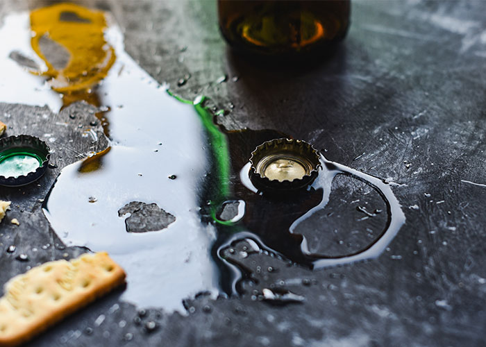 "She Poisoned My Food": 30 People Share Their Roommate From Hell Stories