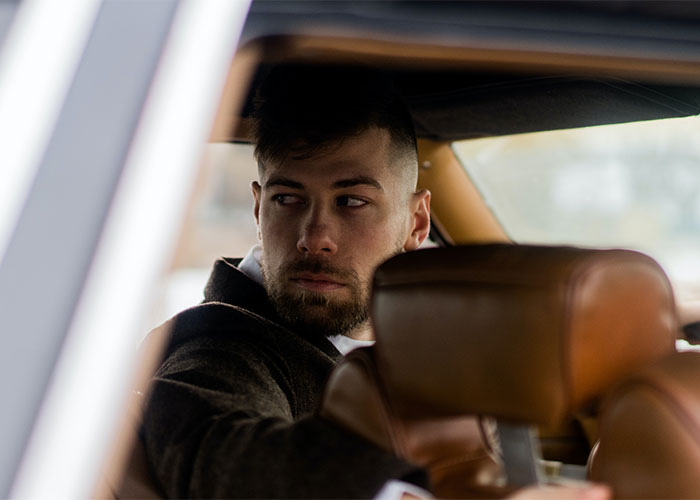 "She Poisoned My Food": 30 People Share Their Roommate From Hell Stories