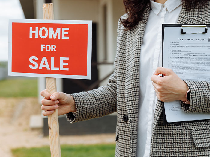 “My Brain Still Thinks I’m 25”: People Reveal The Worst Things About Their Current Age