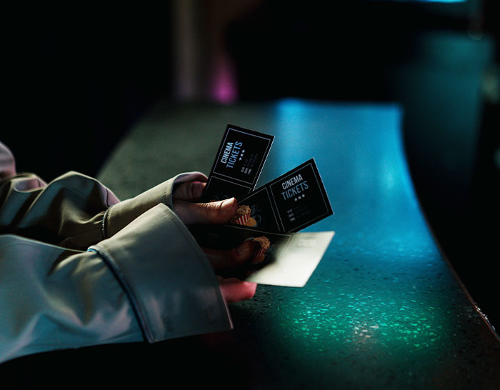 Mom Feels Entitled To Guy&rsquo;s Seats So She Can Watch &lsquo;Barbie&rsquo; With Her Daughter, He Refuses To Move