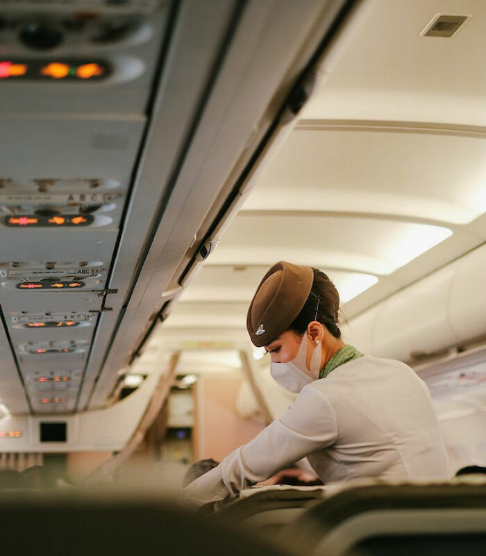 People Share 30 Professions That Are Red Flags