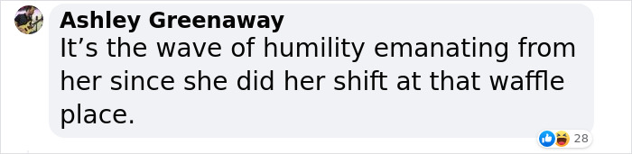 Lana Del Rey&rsquo;s Mexico Performance Goes Viral After Crowd Gets Hit By A Mysterious Force